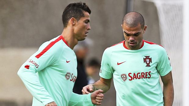 Ronaldo y Pepe, dos de los últimos madridistas que aún disputan la Eurocopa