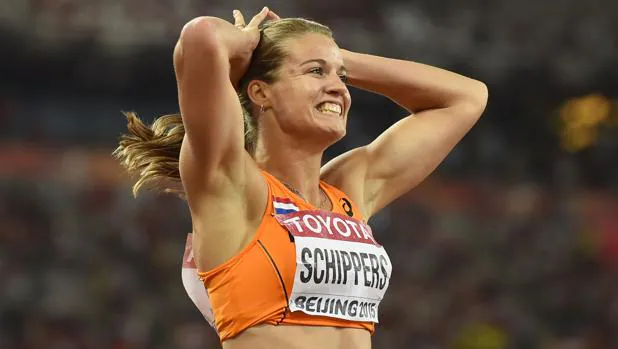 Dafne Schippers tras proclamarse campeona del mundo de 200 metros en Pekín 2015