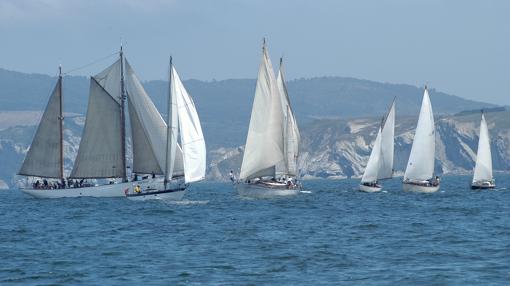 La Copa Gitana-Viña Pomal descubre en el Abra a sus joyas flotantes