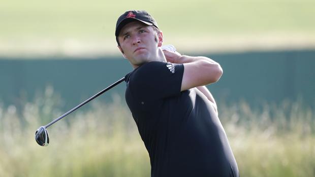 Jon Rahm salió a jugar en el tercer partido de la mañana