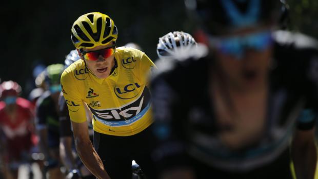 El Sky blinda a Froome