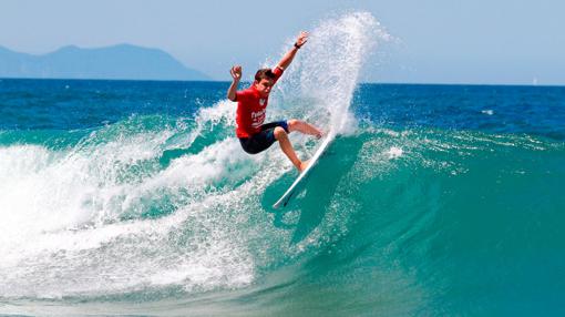 Titouane Boyer y Juliette Brice se han coronado vencedores del Peña Txuri Junior Pro Sopela