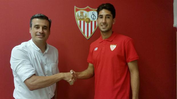 OFICIAL: Schetino llega cedido por la Fiorentina al Sevilla Atlético