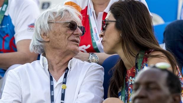 Bernie Ecclestone, con su mujer
