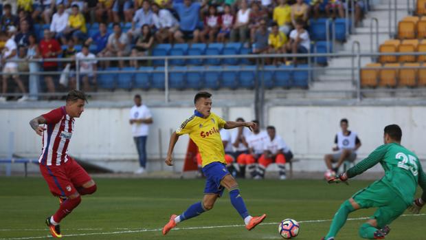 Cádiz CF-Atlético (1-1): El Cádiz CF de Cervera nunca deja de creer