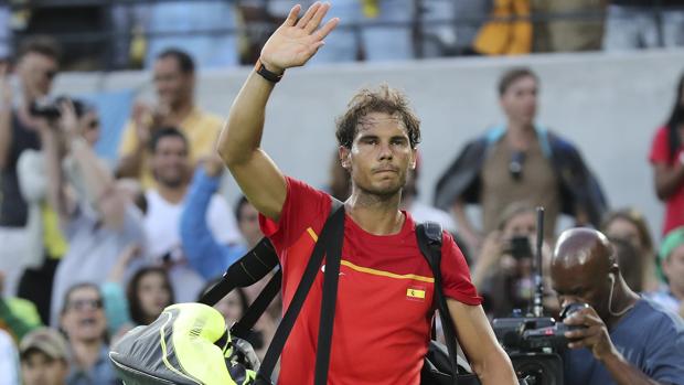 Rafa Nadal se despide de la pista cental tras caer ante Del Potro