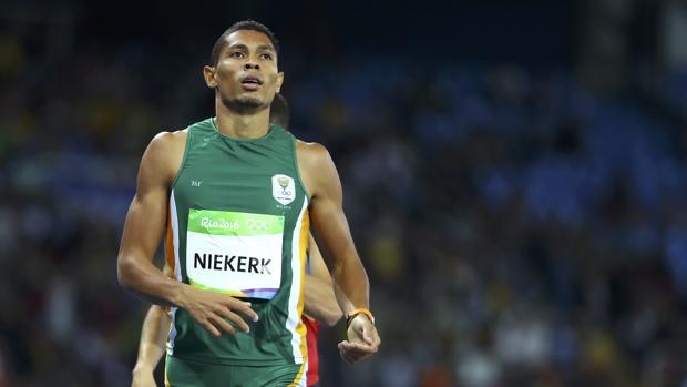 Van Niekerk, tras conocer su neuvo récord del mundo