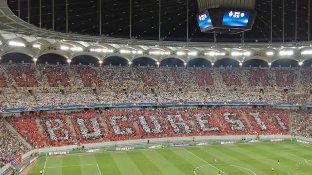 El mensaje que se pudo leer en el campo del Steaua: «Solo Dinamo de Bucarest»