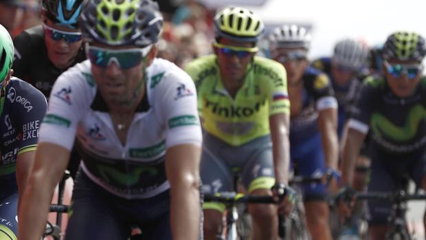 Contador, en el seno del pelotón