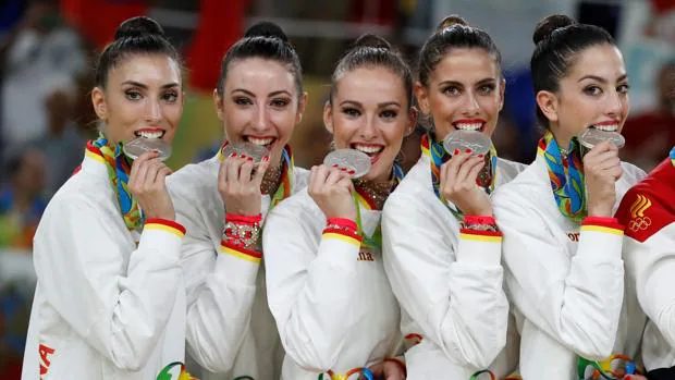 El equipo de gimnasia rítmica, con su plata de Río 2016