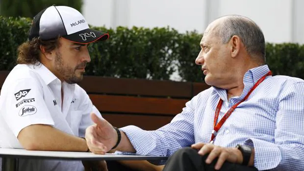El futuro de Ron Dennis en McLaren, puesto en cuestión