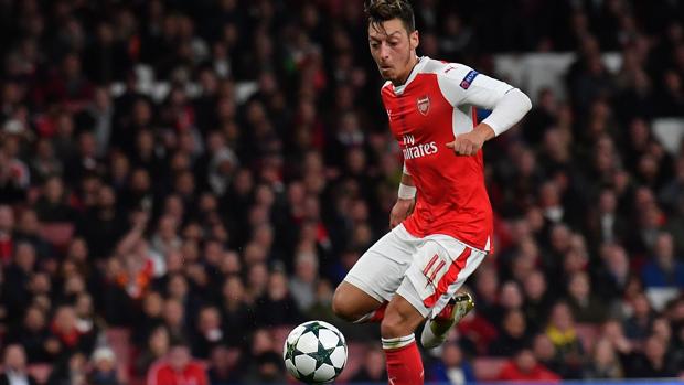 El Arsenal pincha en el Emirates ante el equipo de Karanka