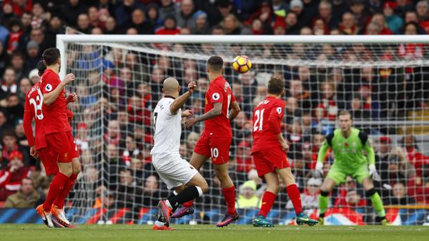 El Liverpool, líder a lo grande