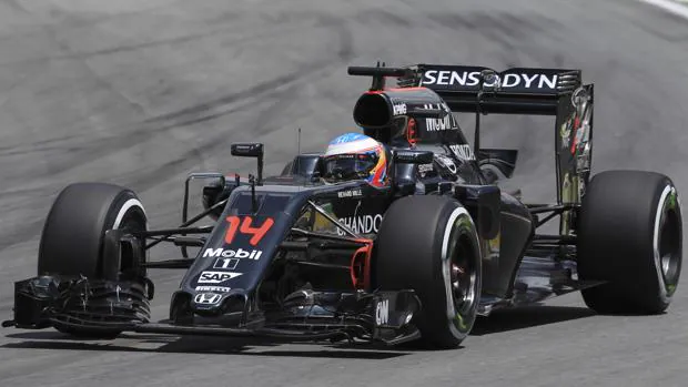 Fernando Alonso, al volante del McLaren