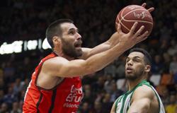 San Emeterio ante Lockett