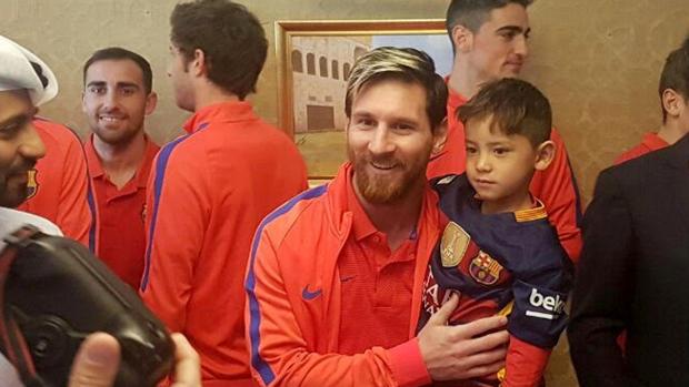 La emotiva reacción del niño afgano al conocer a Messi