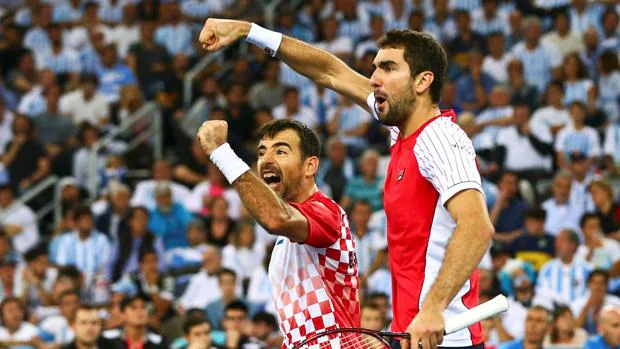 Cilic y Dodig, en la final de la Copa Davis de 2016 contra Argentina