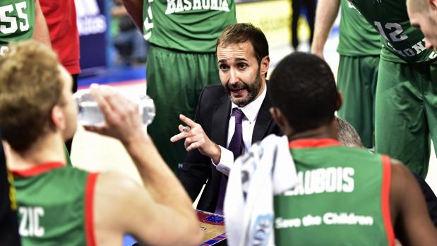 Un serio Baskonia no da opción al Unics Kazan