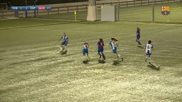 Claudia Pina, juvenil del Barça, hace uno de los goles del año