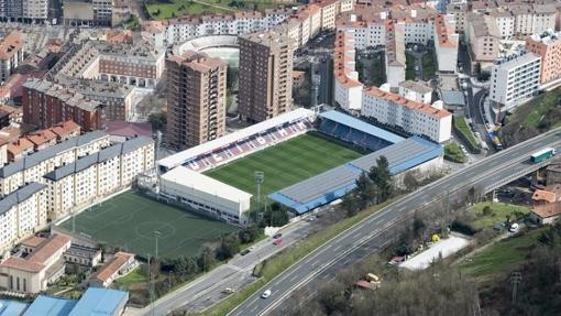 El estado de los veinte campos de Primera, a examen