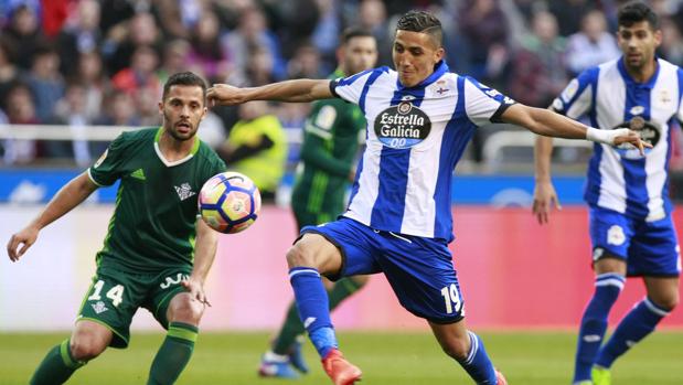 Sigue en directo el Deportivo de la Coruña - Real Betis