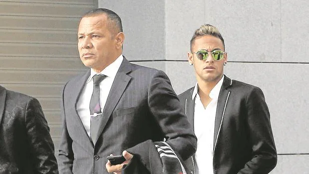 Neymar Jr y su padre