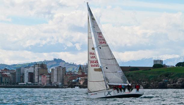 El «BullBox» y el «Espumeru» se afianzan en el Trofeo de Primavera