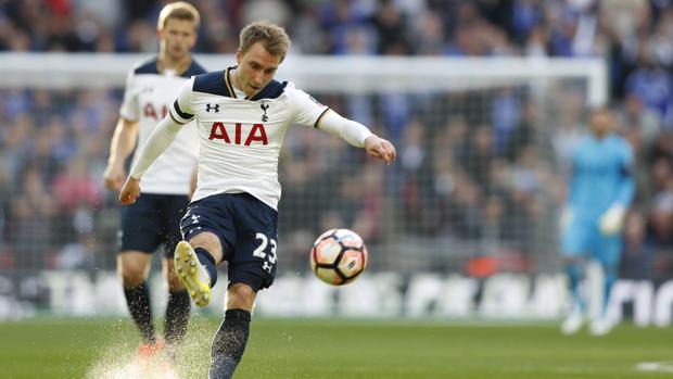 El Tottenham se agarra a la Premier