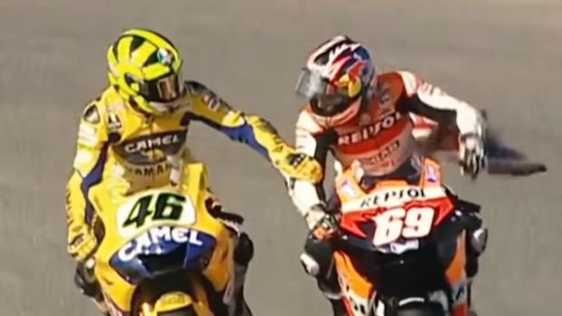 El épico duelo entre Hayden y Rossi