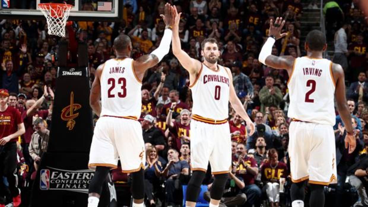 James, Love e Irving, el trío clave de los Cavaliers