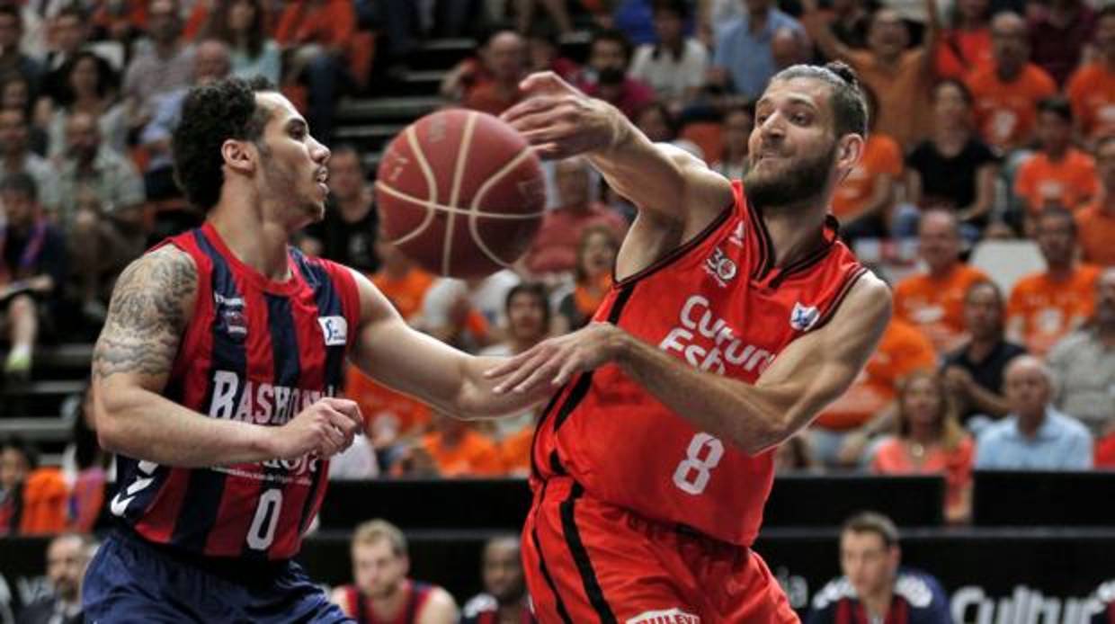 El Valencia sentencia y jugará la final contra el Real Madrid