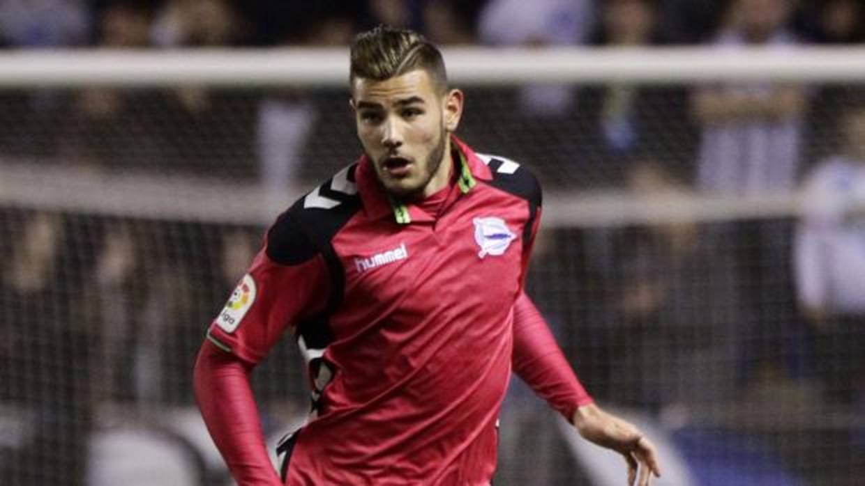 Theo Hernández, durante un partido con el Alavés