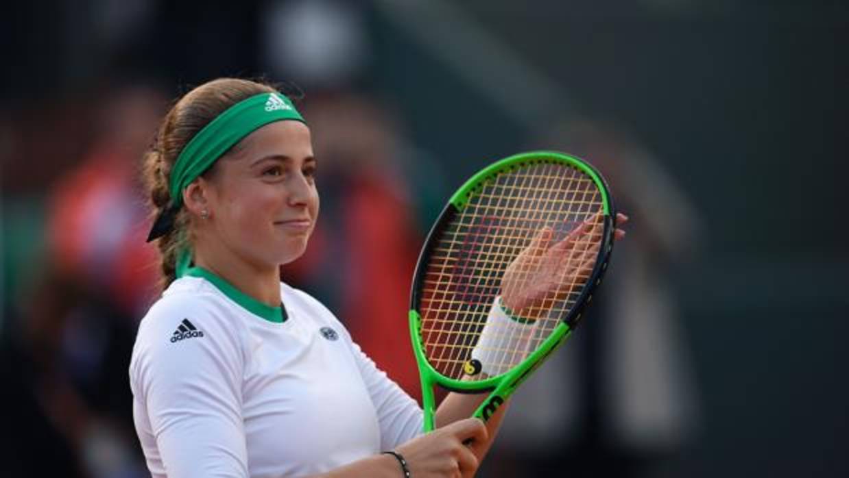 Ostapenko celebra su victoria ante Wozniacki