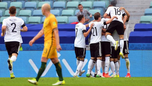 Alemania cautiva pero sufre para ganar a Australia
