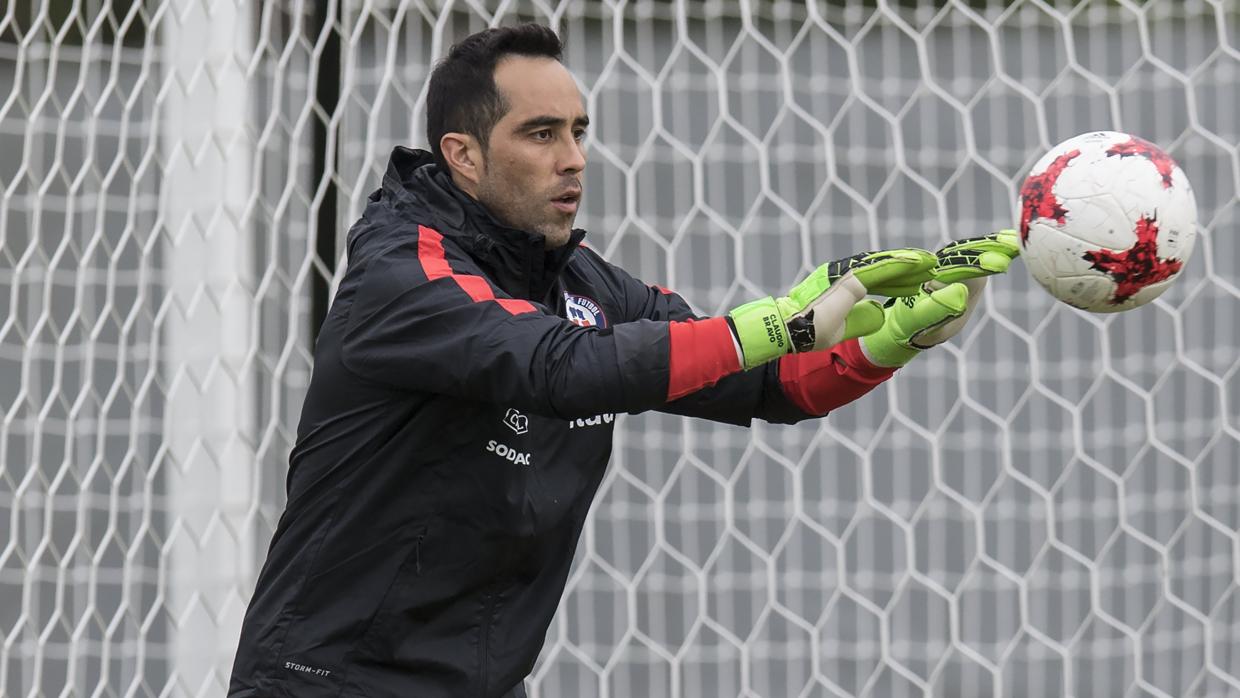 Claudio Bravo