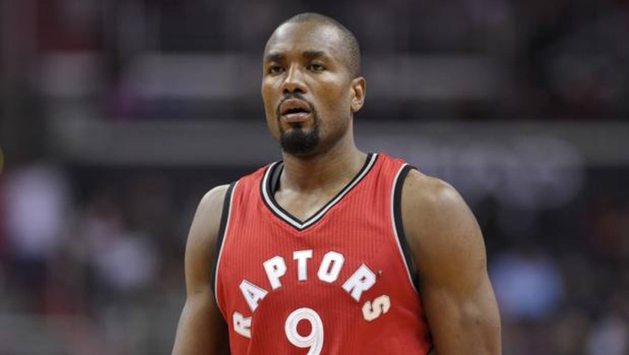 Serge Ibaka estalla por los rumores sobre su edad: «No nací en la selva»