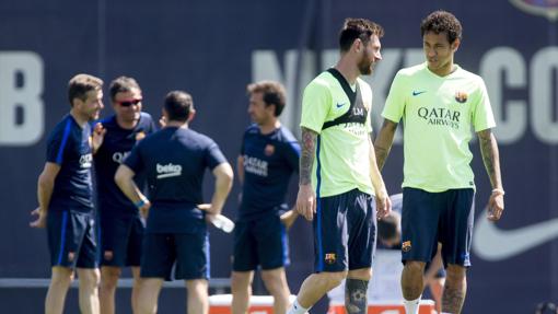 Messi y Neymar en un entrenamiento.