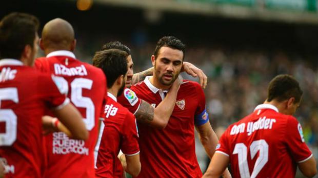 Pareja y Vitolo se despiden de Iborra, «un gran profesional y una gran persona»