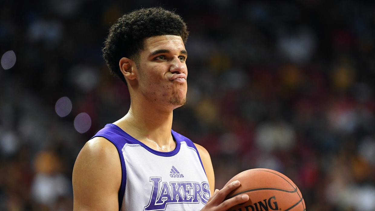 Lonzo Ball, en su partido de debut con los Lakers