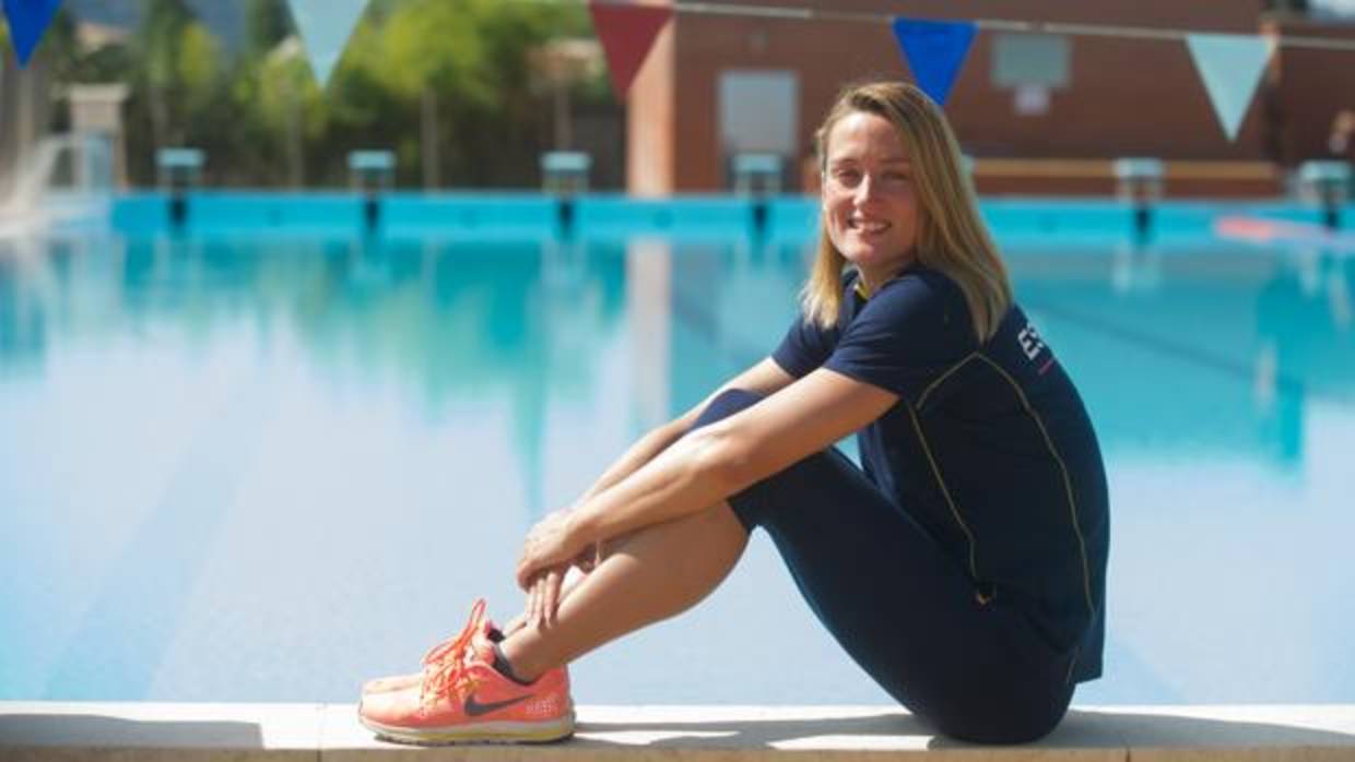 Mireia Belmonte, en la piscina del CAR de Sant Cugat