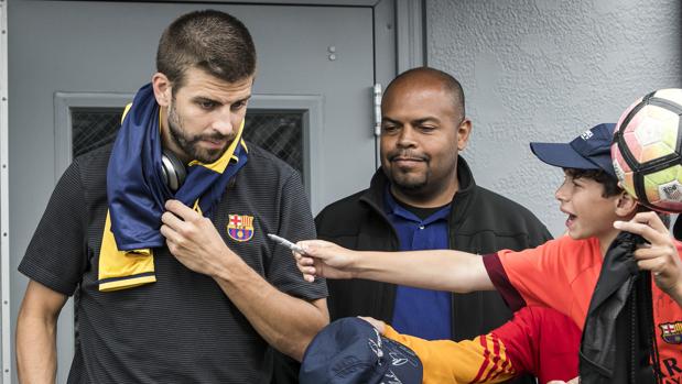 Piqué admite las dudas de Neymar y puntualiza que el tuit sobre su futuro fue una «opinión personal»