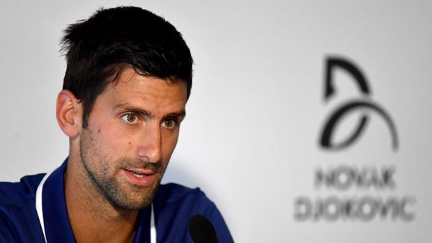 Novak Djokovic, durante el anuncio de su parón