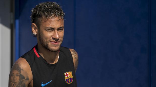 En París y en Qatar dan por hecho que Neymar firmará con el PSG el próximo lunes