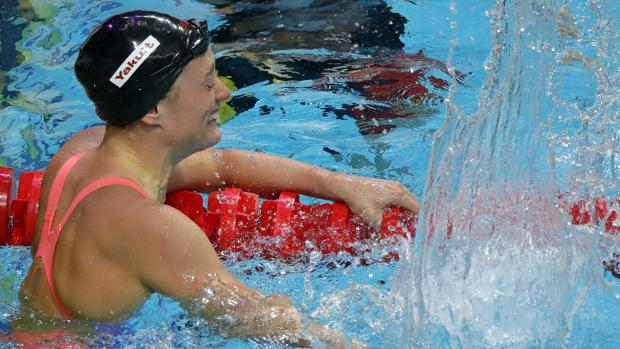 Mireia Belmonte gana el oro en los 800 libres