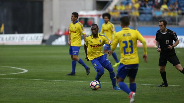 Abdullah renovará su contrato con el Cádiz CF