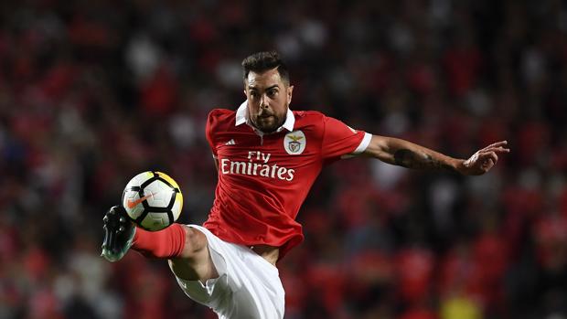 El Benfica se impone al Chaves