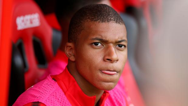 Mbappé cansa a la afición del Mónaco