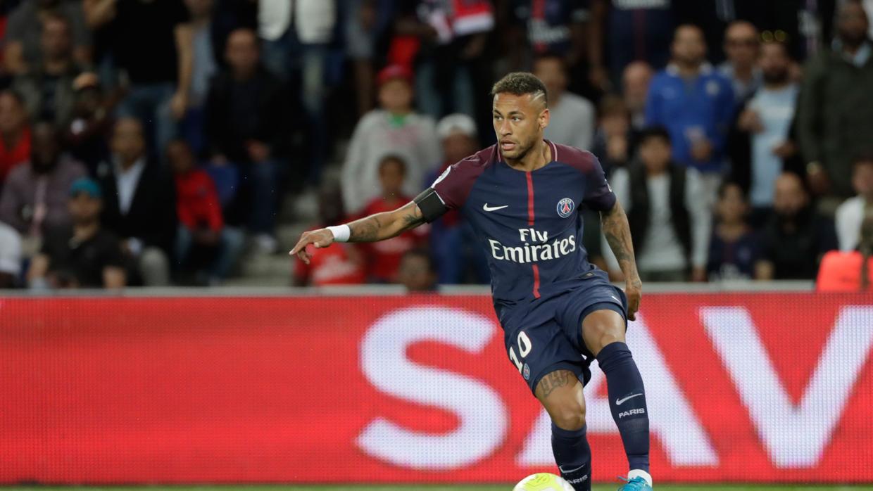 Neymar durante el partido del PSG frente al Toulouse