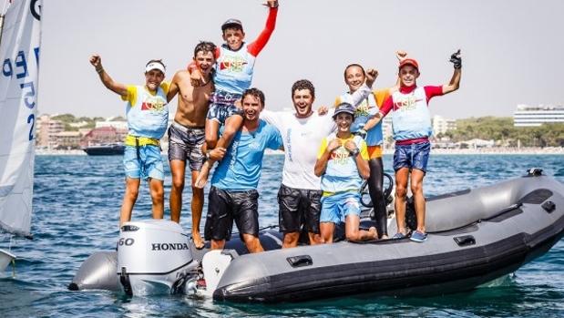 Duelo del CN sa Ràpita y CN s'Arenal en la regata por equipos de Optimist