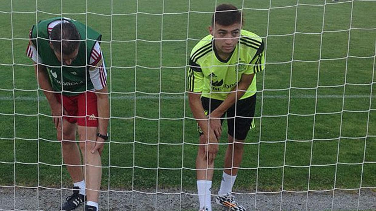 Munir en un entrenamiento con la selección española sub-21
